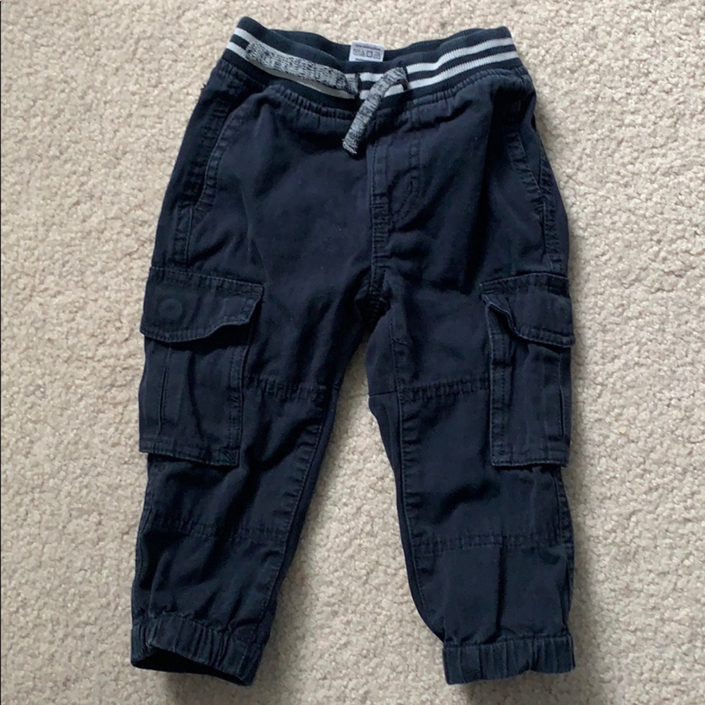 Cute cotton cargo pants for your little!